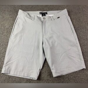 Travis Mathew Mens Flat Front 10” Golf Shorts Size 33 Light Gray
